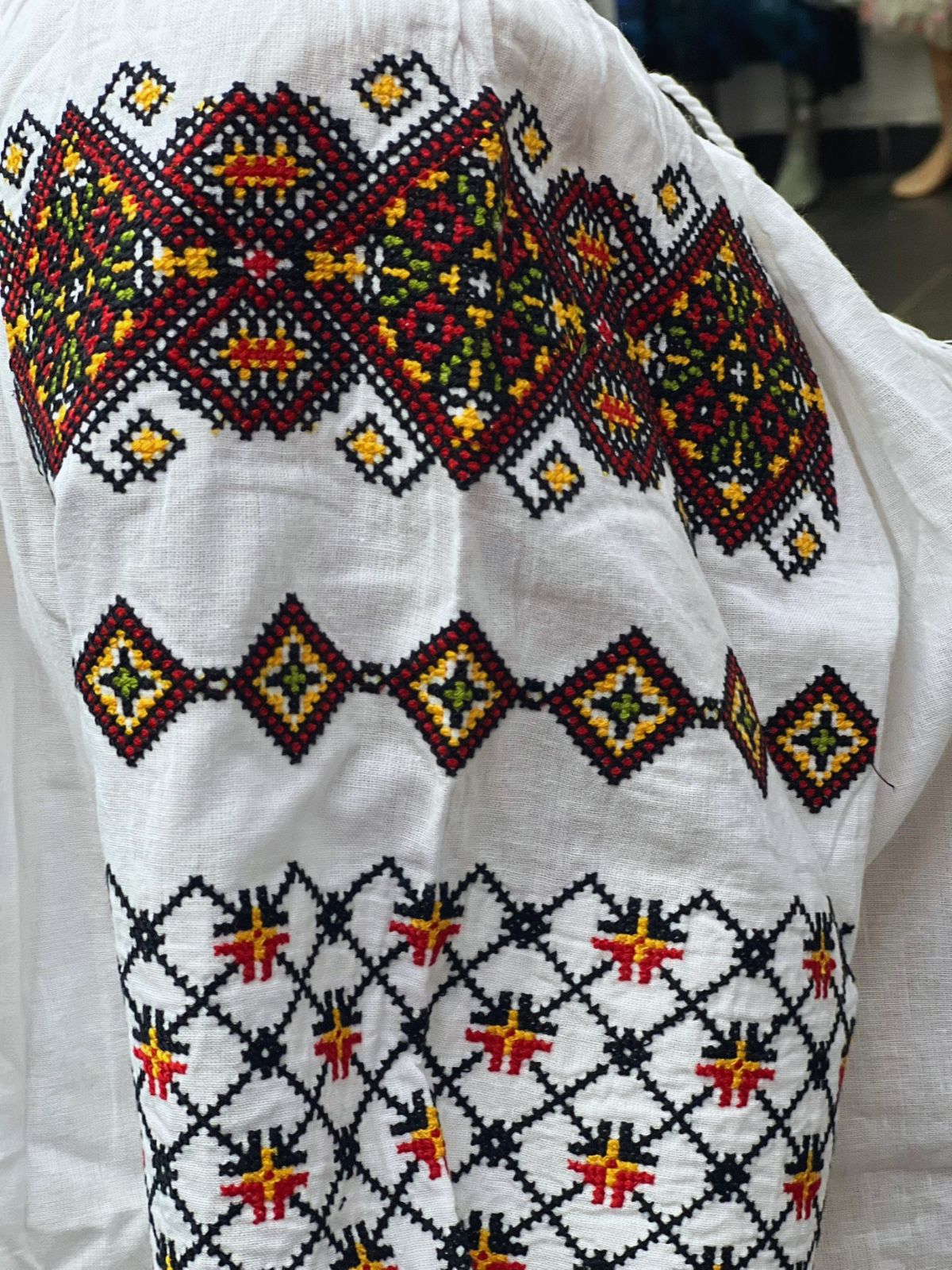 Ie tradițională românească din bumbac, model geometric